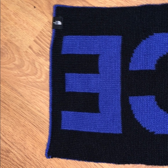 NWT The North Face Logo Scarf - Black/ Blue - Picture 9 of 13